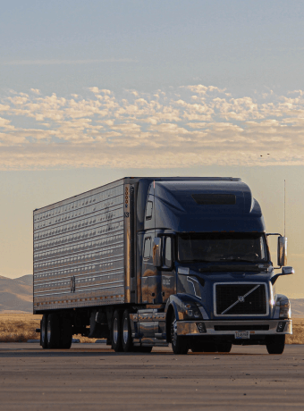 First Mile Delivery Truck - Encore Deliveries - Canada's Largest B2B Logistics Company